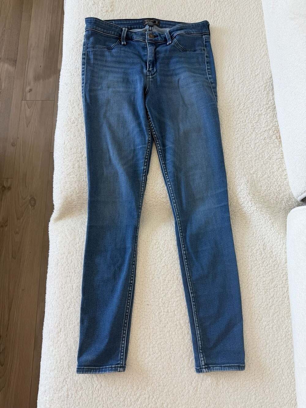 Abercrombie & Fitch Harper Low Rise Jean Legging Blue Size 28 / 6R